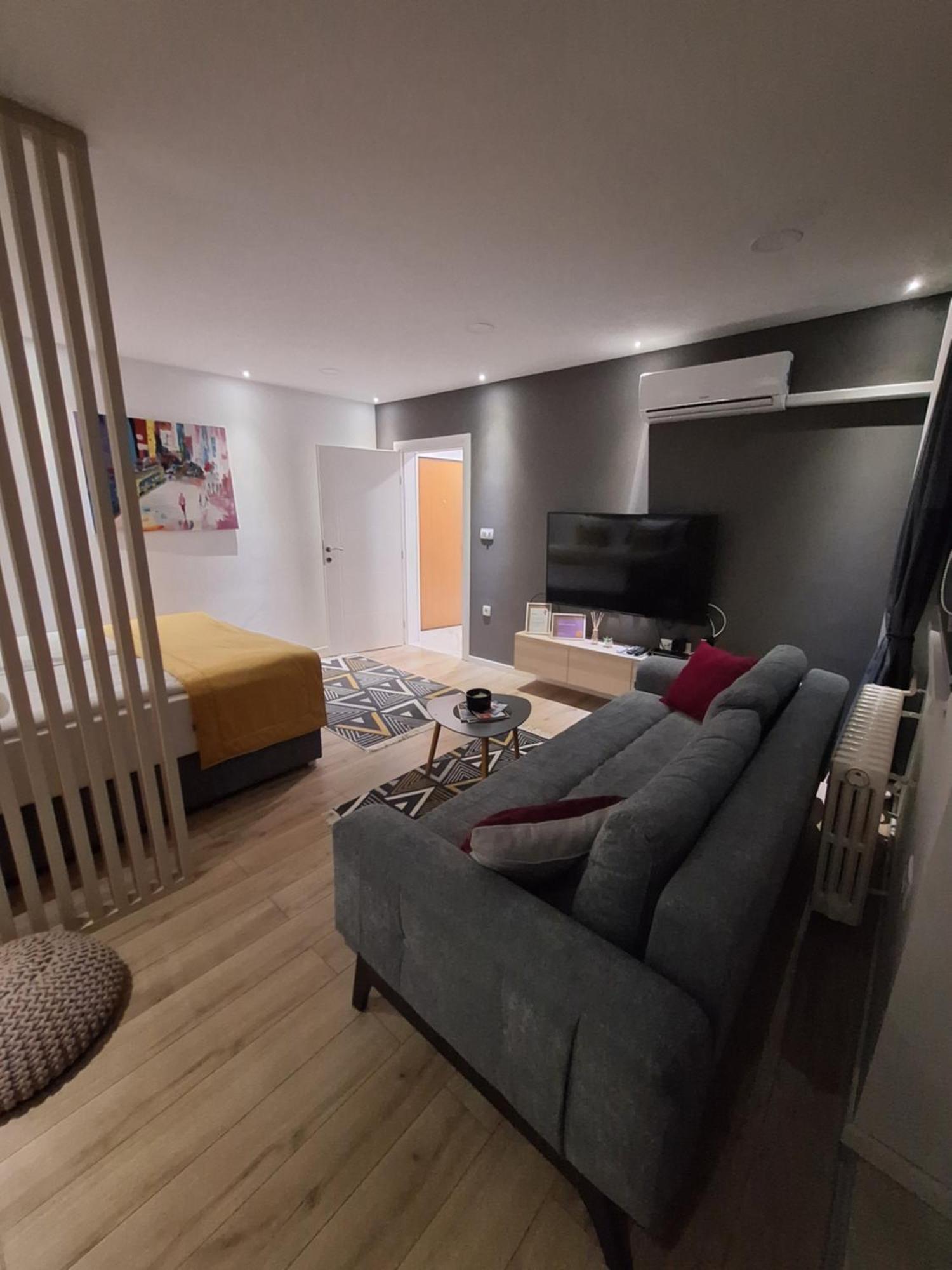 Apartman Orhideja With Free Parking Sarajevo Exterior photo
